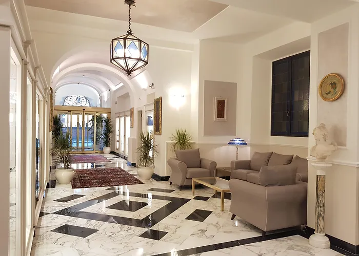 贝尔基耶利酒店 4*